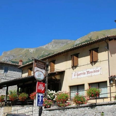 Guerrin Meschino Hotel Montemonaco Kültér fotó